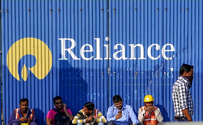 RIL profit reduce 5.45% in June quarter due to weak oil-to-chemicals business, higher depreciation