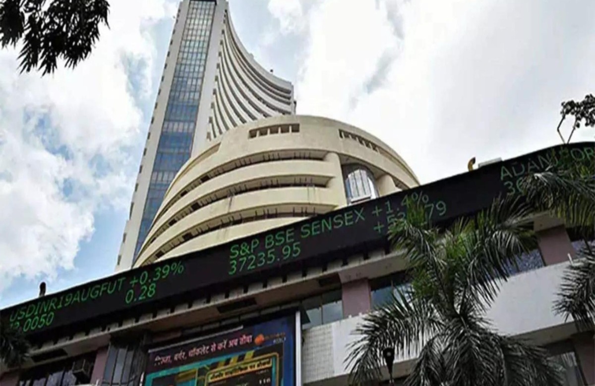 Sensex touched 83 thousand for the first time