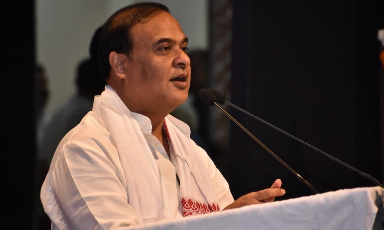 Assam CM eye on Jharkhand infiltrators, promises terms to be implemented if BJP comes into power